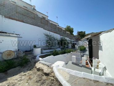 Casa en venda a Baena