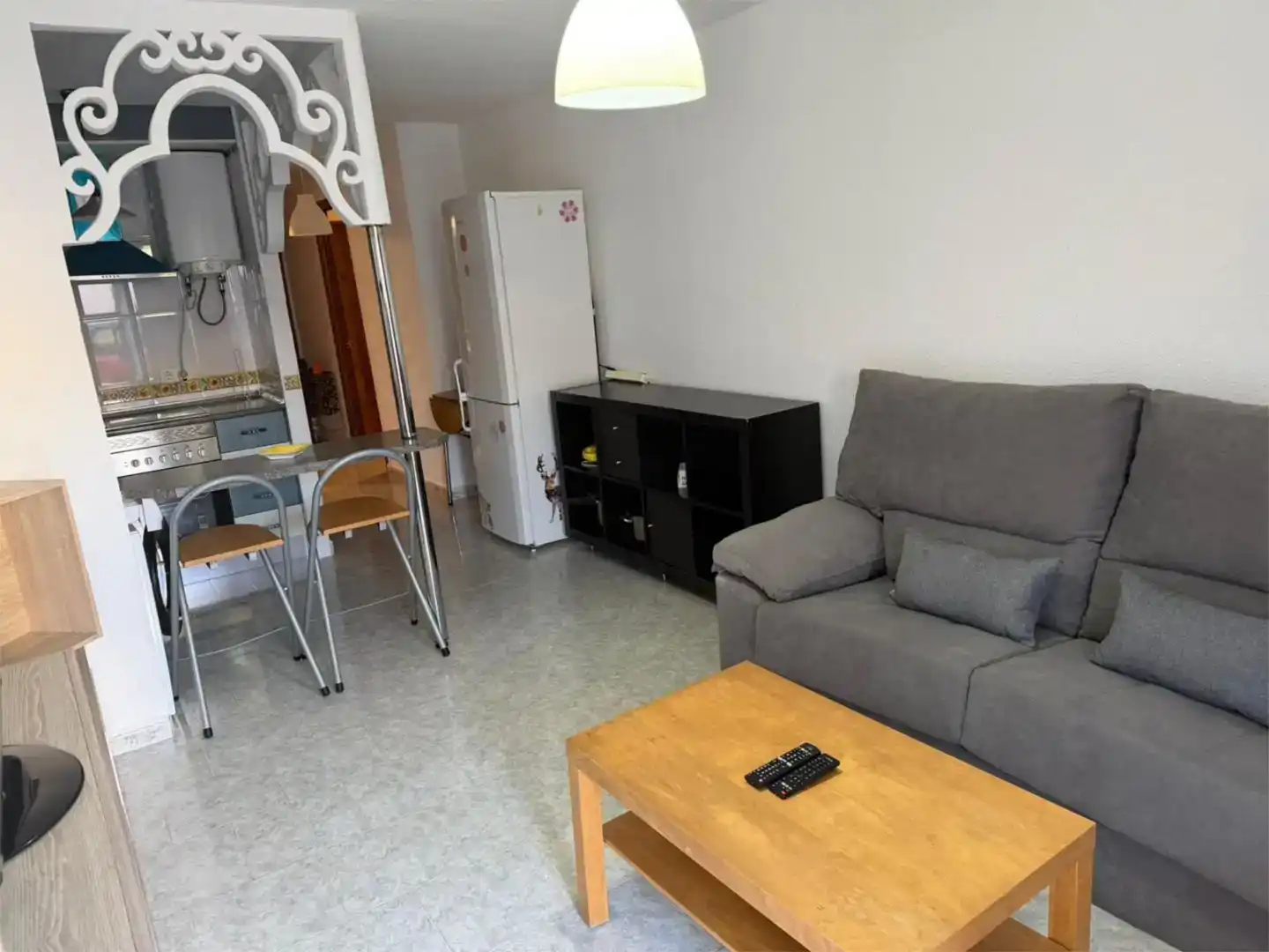 Sala de estar de Casa o chalet de alquiler en Aldeacentenera con Amueblado