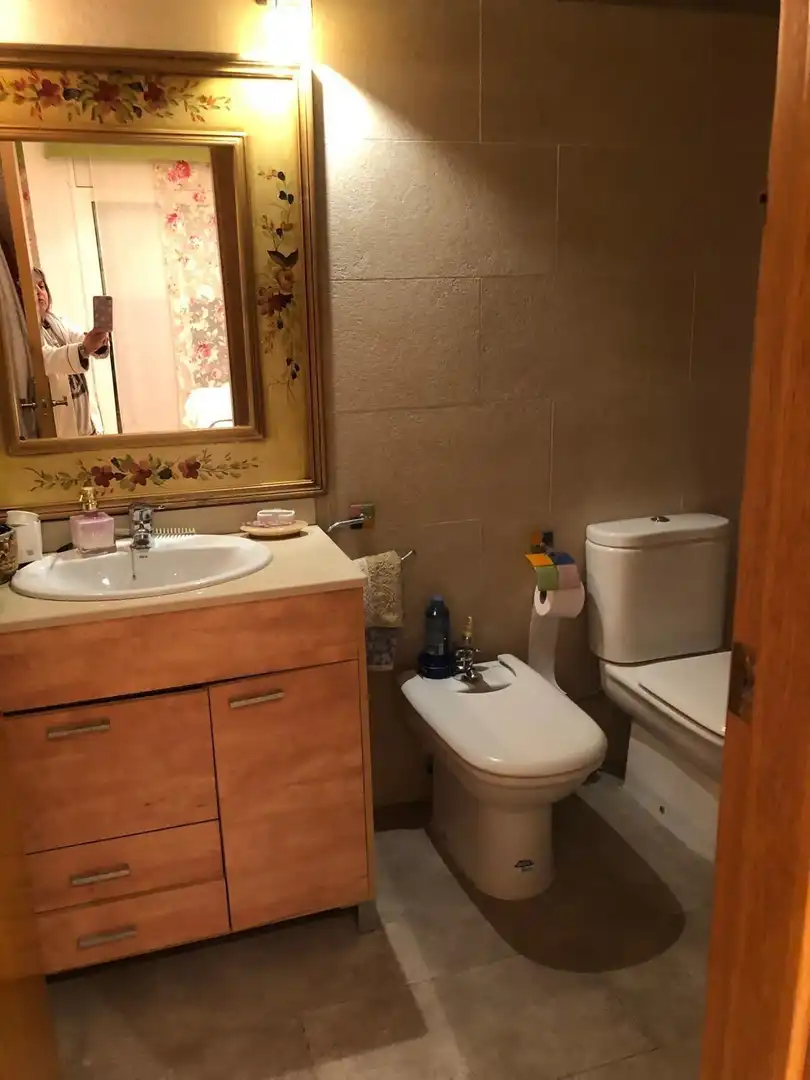 Baño de Casa adosada en venta en Sant Jaume dels Domenys con Calefacción, Terraza y Trastero