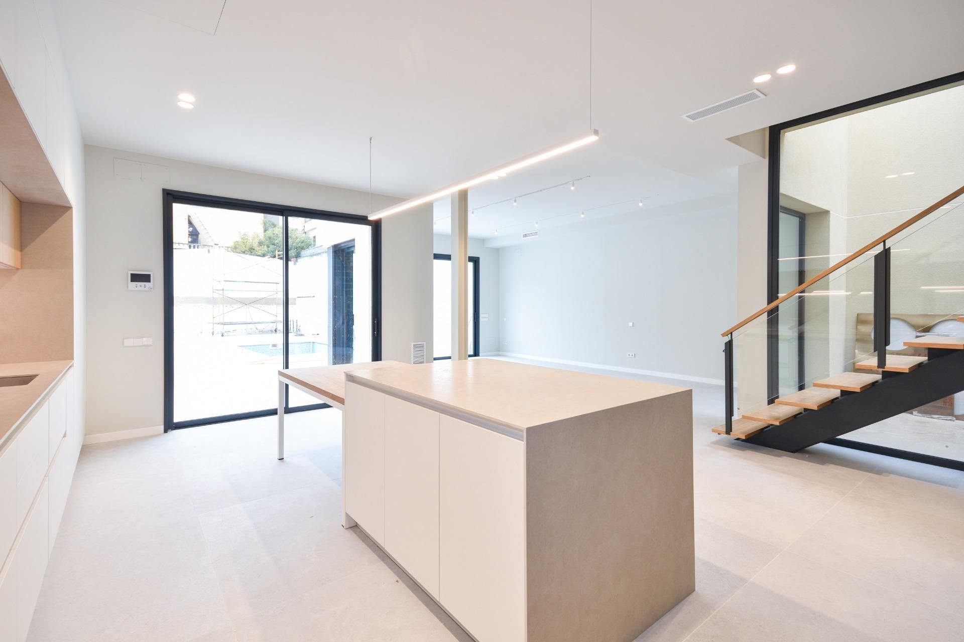 Kitchen of House or chalet for sale in Terrassa  with Air Conditioner, Heating and Private garden