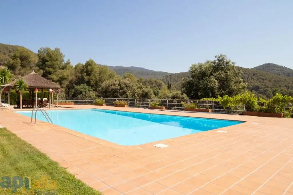 Piscina de Finca rústica en venta en Sentmenat con Piscina