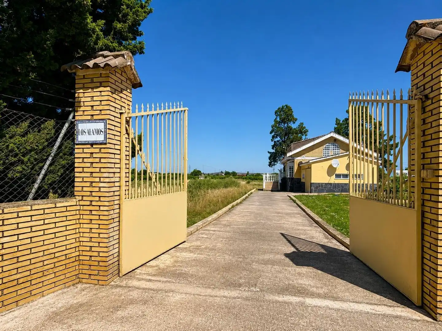 Vista exterior de Finca rústica en venda en Mérida