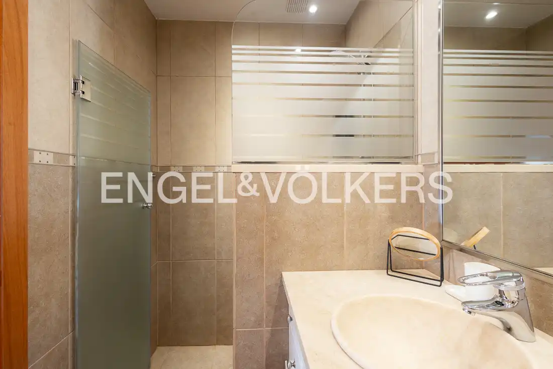 Baño de Ático de alquiler en Encamp con Calefacción, Parquet y Amueblado