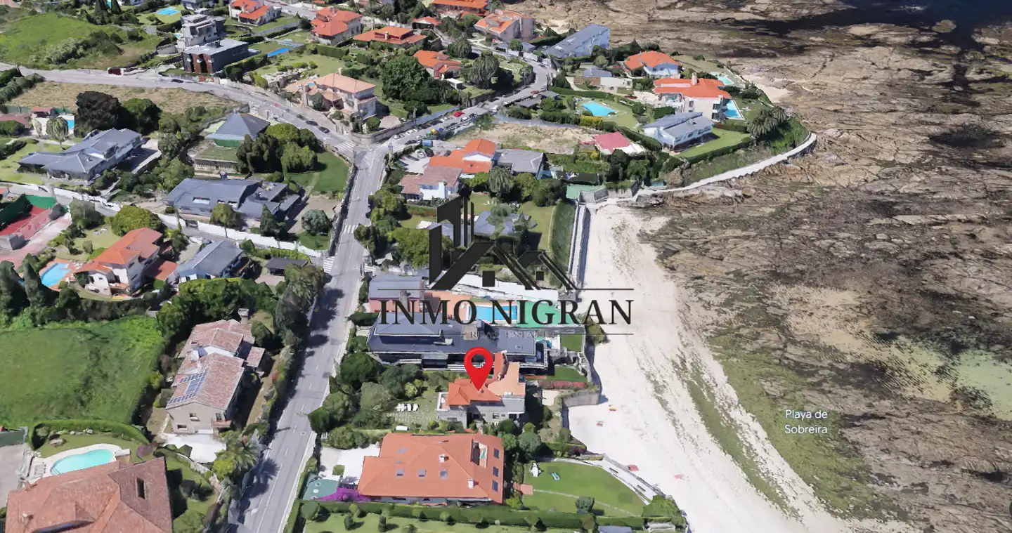 Vista exterior de Casa o chalet en venta en Vigo  con Jardín privado, Terraza y Balcón