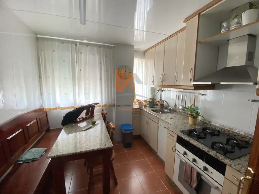 Küche von Wohnung zur Miete in Campus Norte - San Caetano