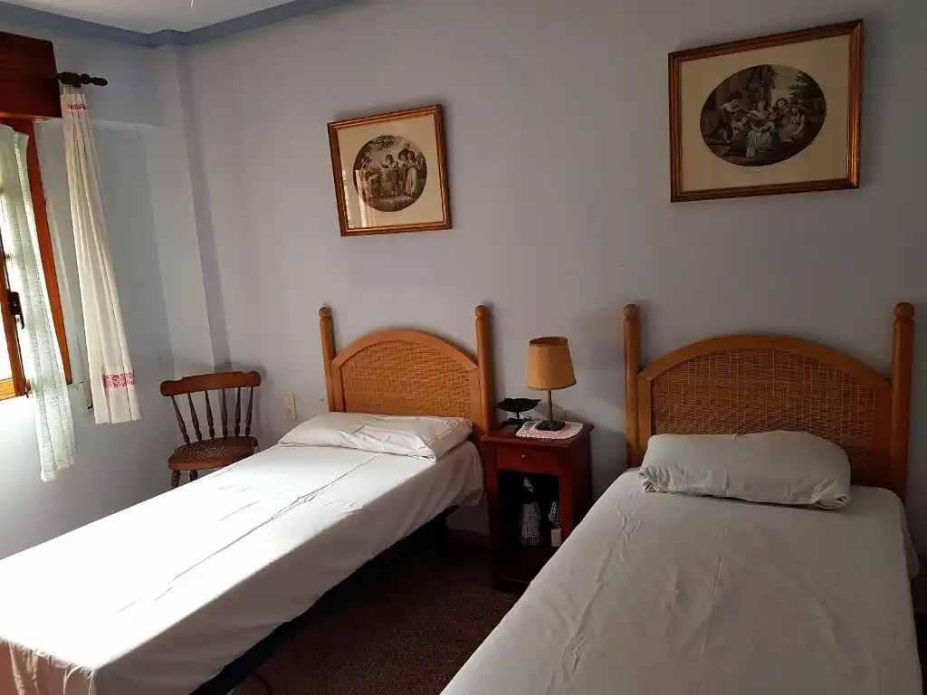Dormitori de Casa o xalet en venda en Elche / Elx amb Jardí privat, Terrassa i Piscina