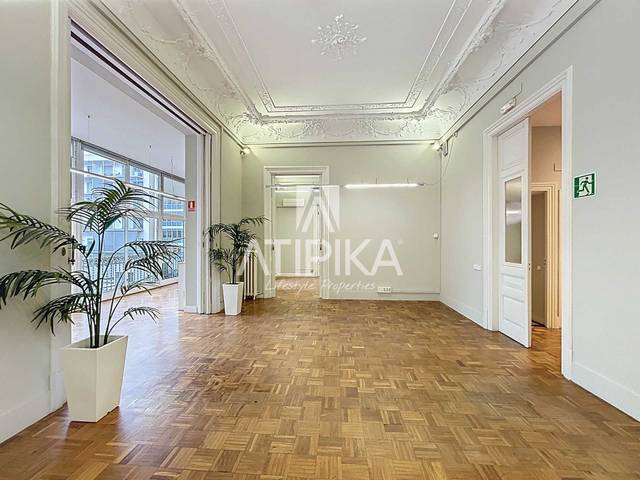 Oficina en Alquiler en Dreta de l'Eixample