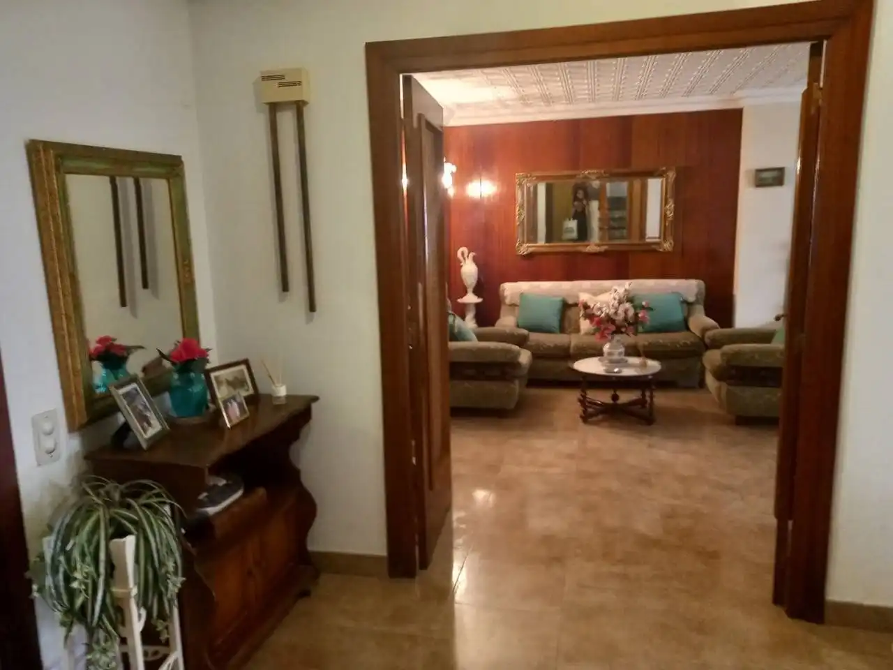 Sala d'estar de Casa adosada en venda en Vélez-Málaga amb Terrassa i Traster