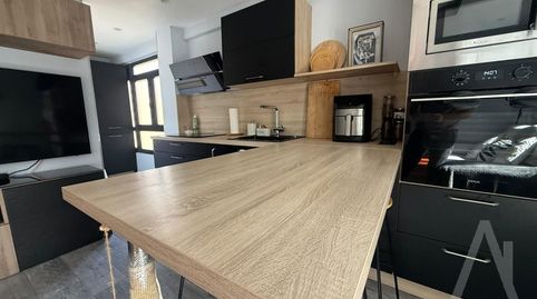 Foto 4 de Piso en venta en Axular Kalea, Kalero - Basozelai, Basauri