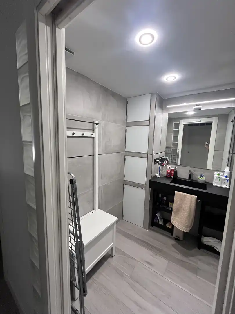Baño de Piso en venta en  Madrid Capital con Aire acondicionado, Terraza y Piscina