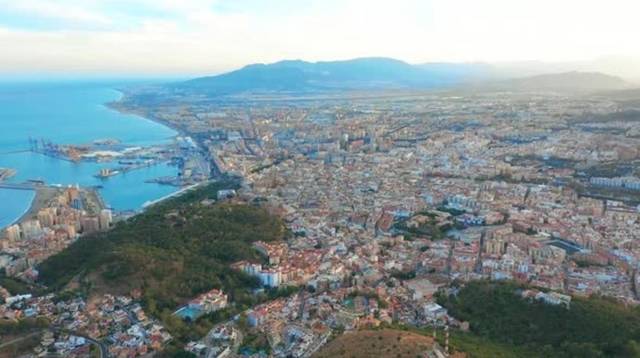 Local comercial en Venta en Suárez