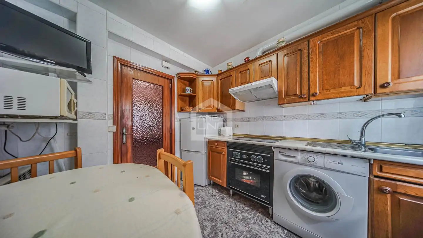 Kitchen of Ground floor for sale in Alcorcón  with Heating and Parquet flooring