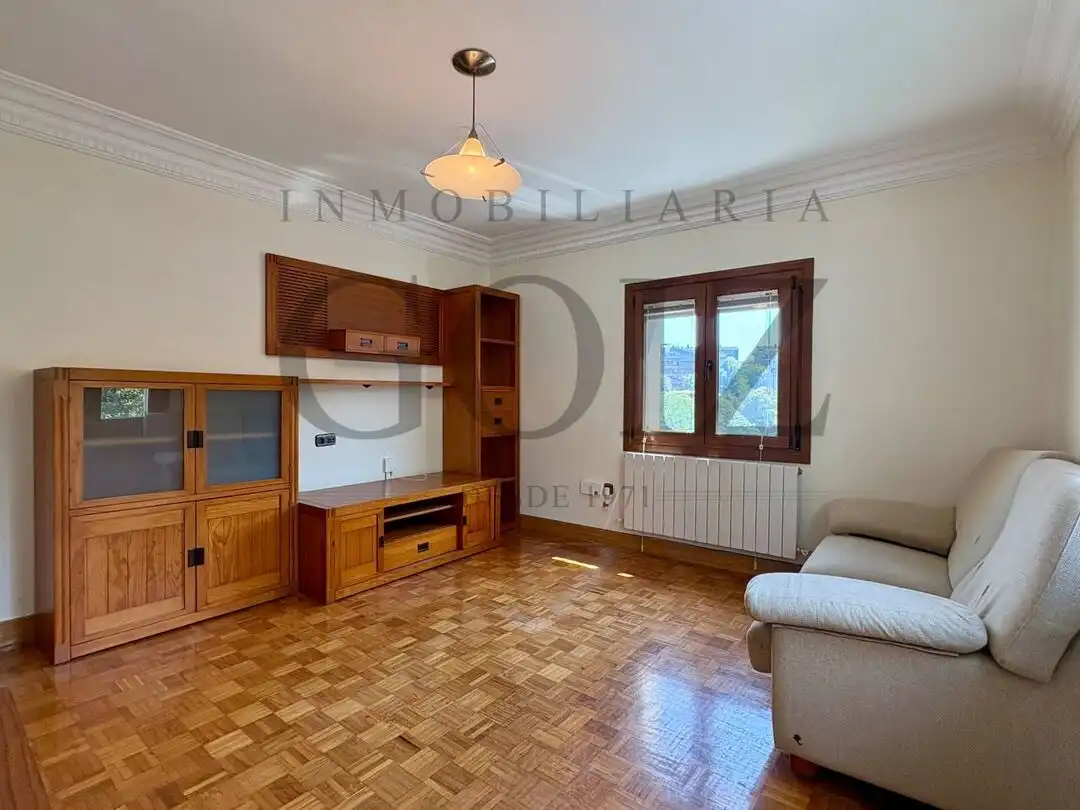Flat for sale in Antiguo
