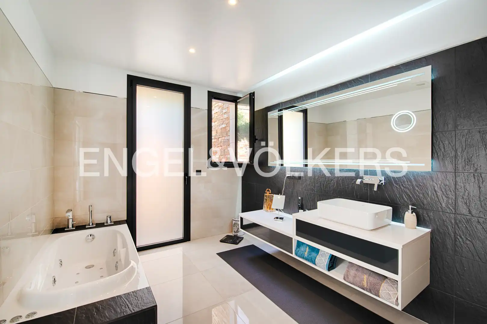Maison avec piscine à vendre à Carrer Almogàvers, imagen 17