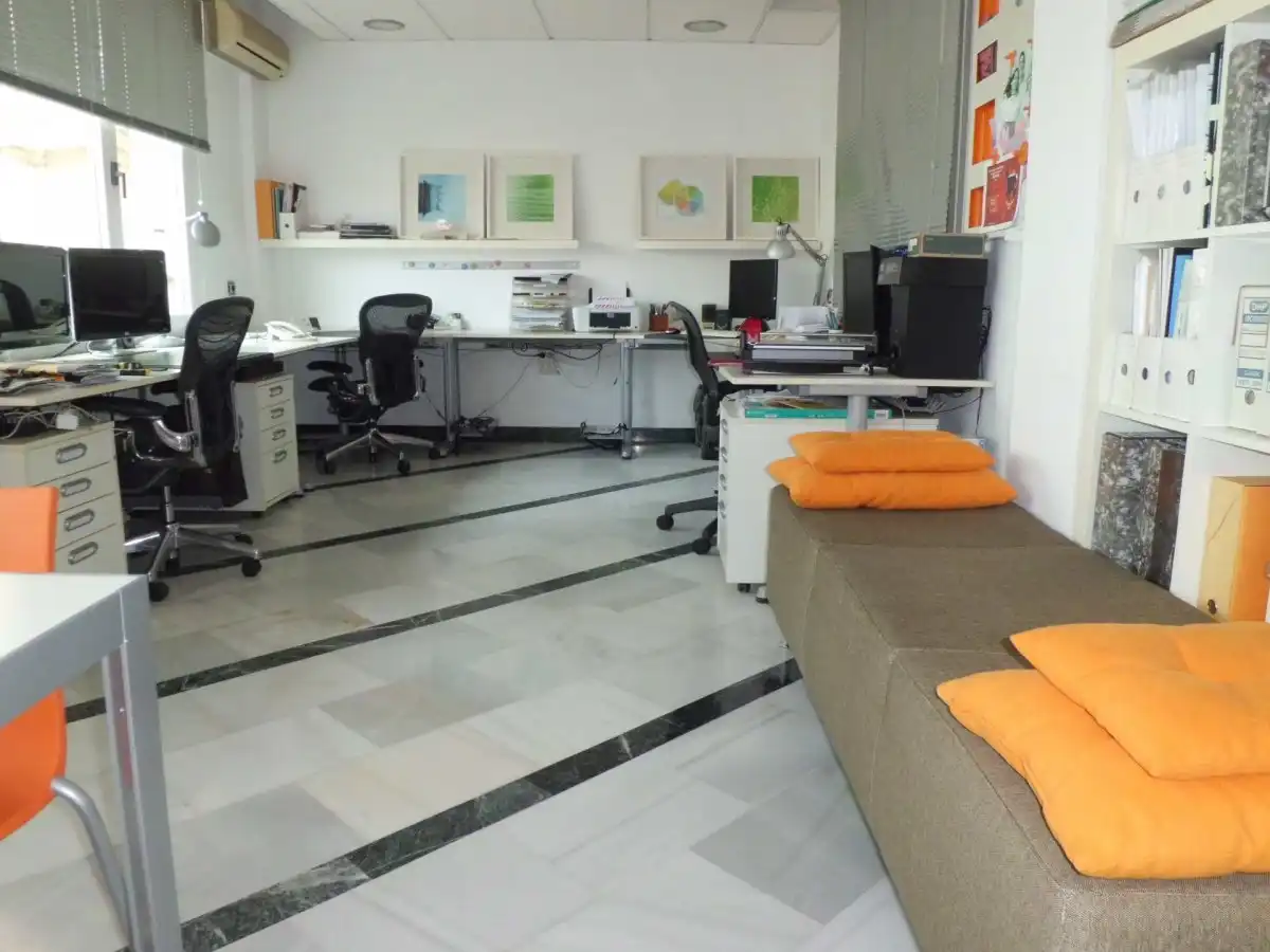 Büro mit Aufzug zur Miete in El Ejido Ciudad, imagen 3