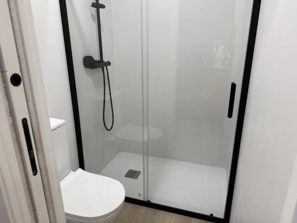 Wohnung zur Miete in Calle Manos Unidas, Arroyo del Moro - Noreña