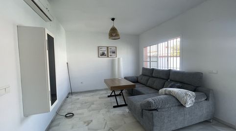 Foto 3 de Casa adosada en venta en Huévar del Aljarafe, Sevilla