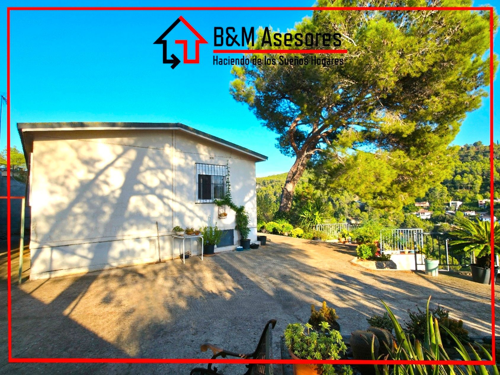 Exterior view of House or chalet for sale in Sant Andreu de la Barca  with Private garden, Terrace and Furnished
