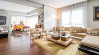 Living room of Flat for sale in  Madrid Capital  with Air Conditioner and Heating