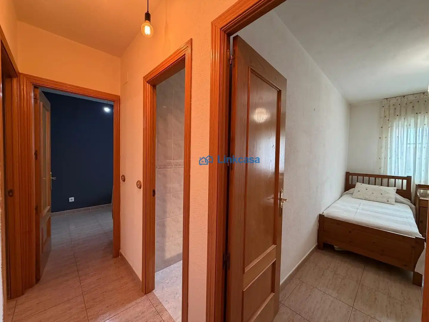 Casa adosada en venta en Velilla de San Antonio con Aire acondicionado, Calefacción y Jardín privado