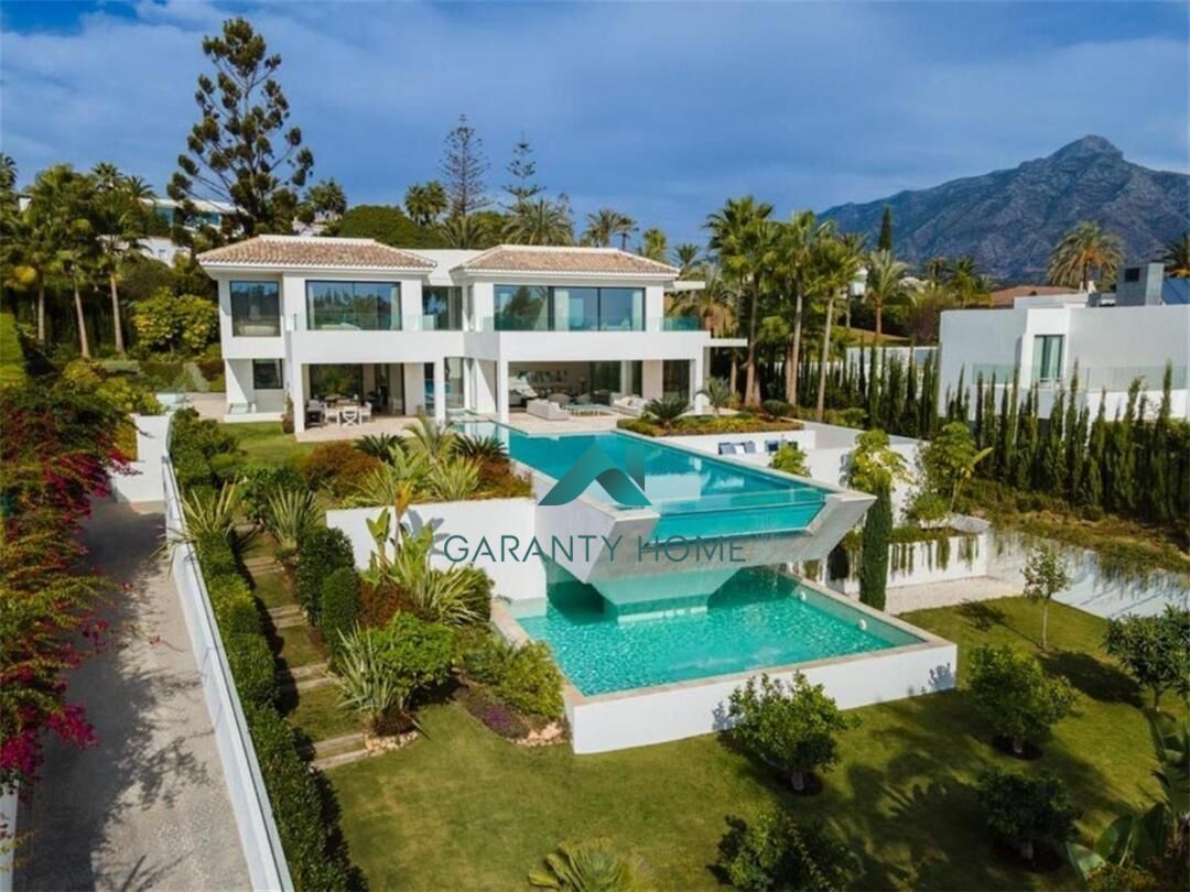Exterior view of House or chalet to rent in Marbella  with Air Conditioner, Heating and Private garden