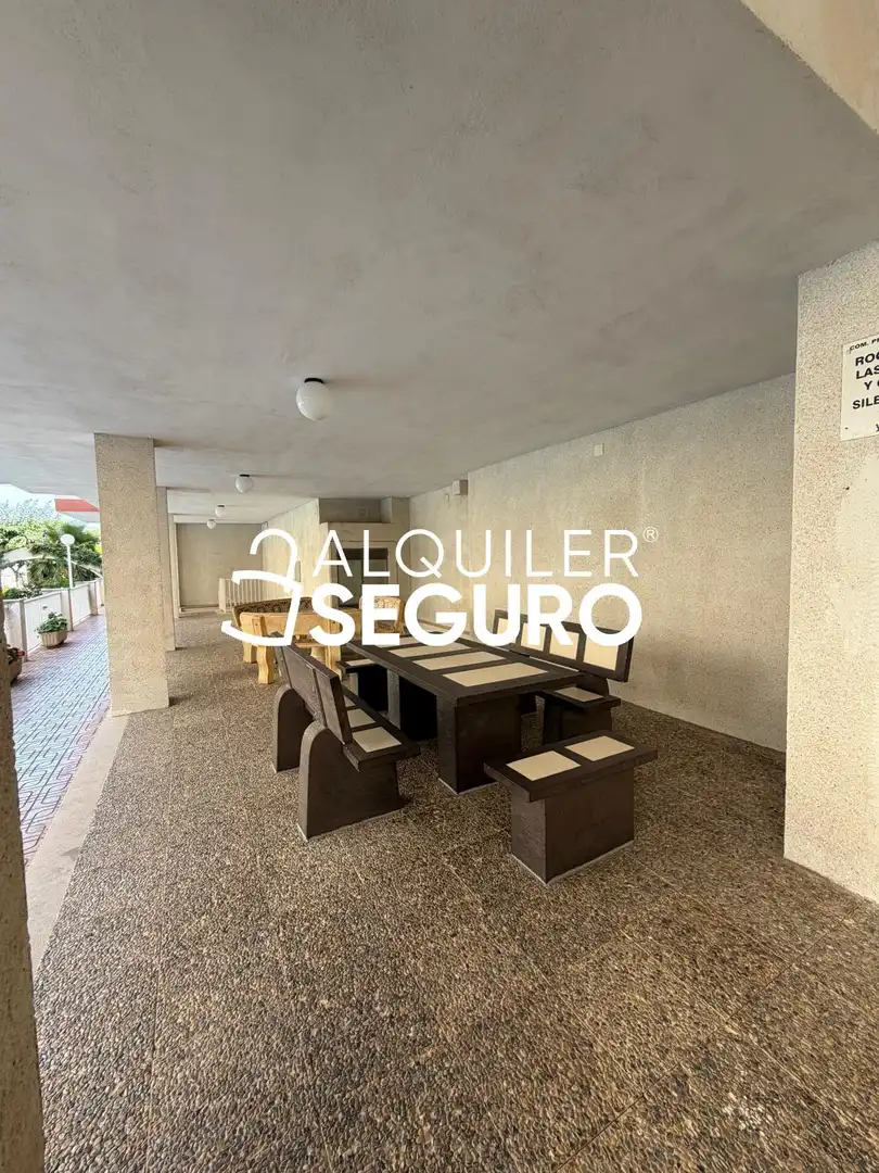 Wohnung zur Miete in Oropesa del Mar / Orpesa mit Heizung, Schwimmbad und Möbliert