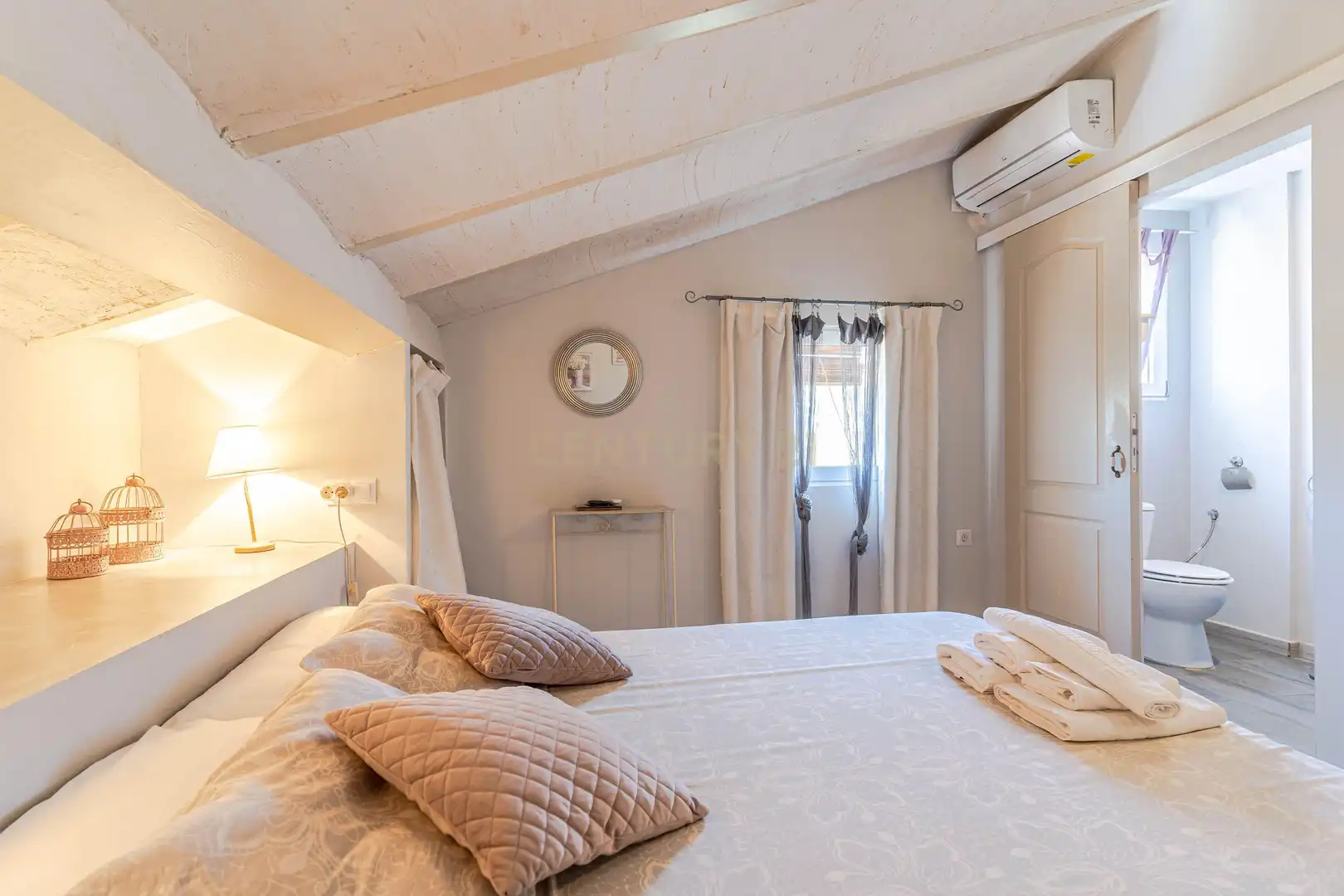 Bedroom of Houses for sale in Pinos Genil  with Air Conditioner, Private garden and Furnished