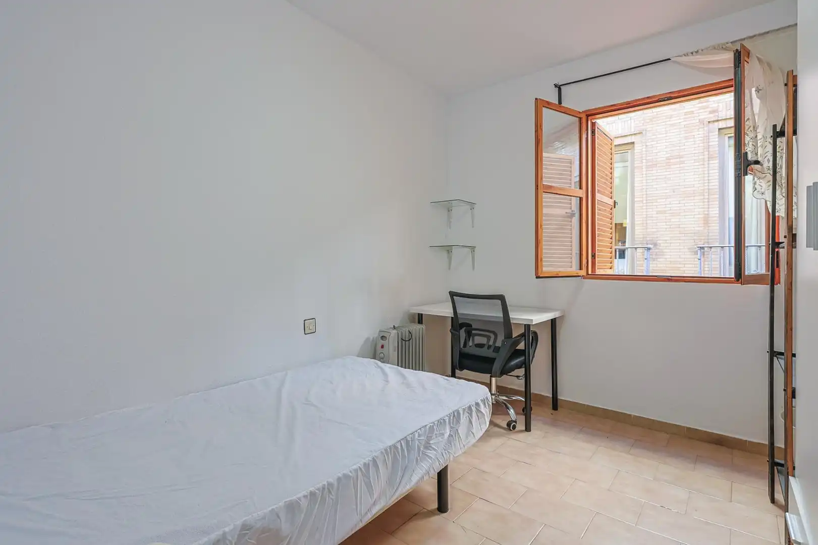 Habitación de Piso en venta en Sevilla
