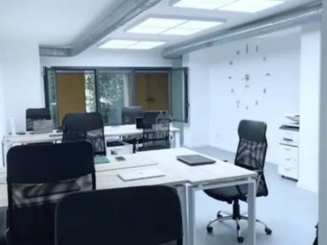 Oficina amb ascensor de lloguer a Rúa San Paio 220