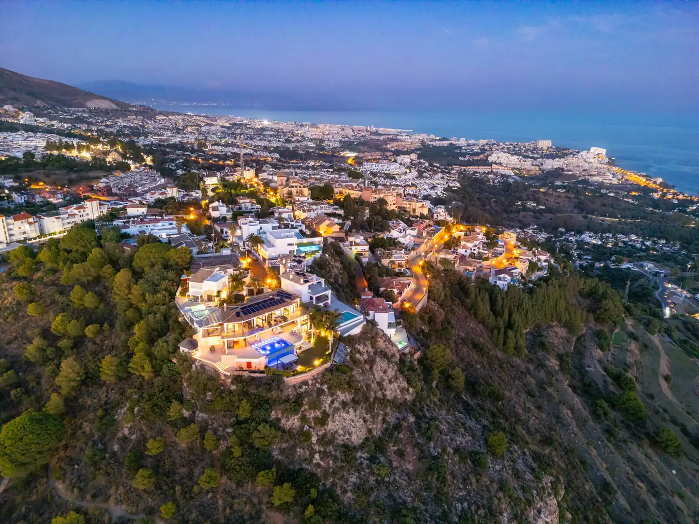 Casa amb piscina en venda a Benalmádena pueblo, imagen 5