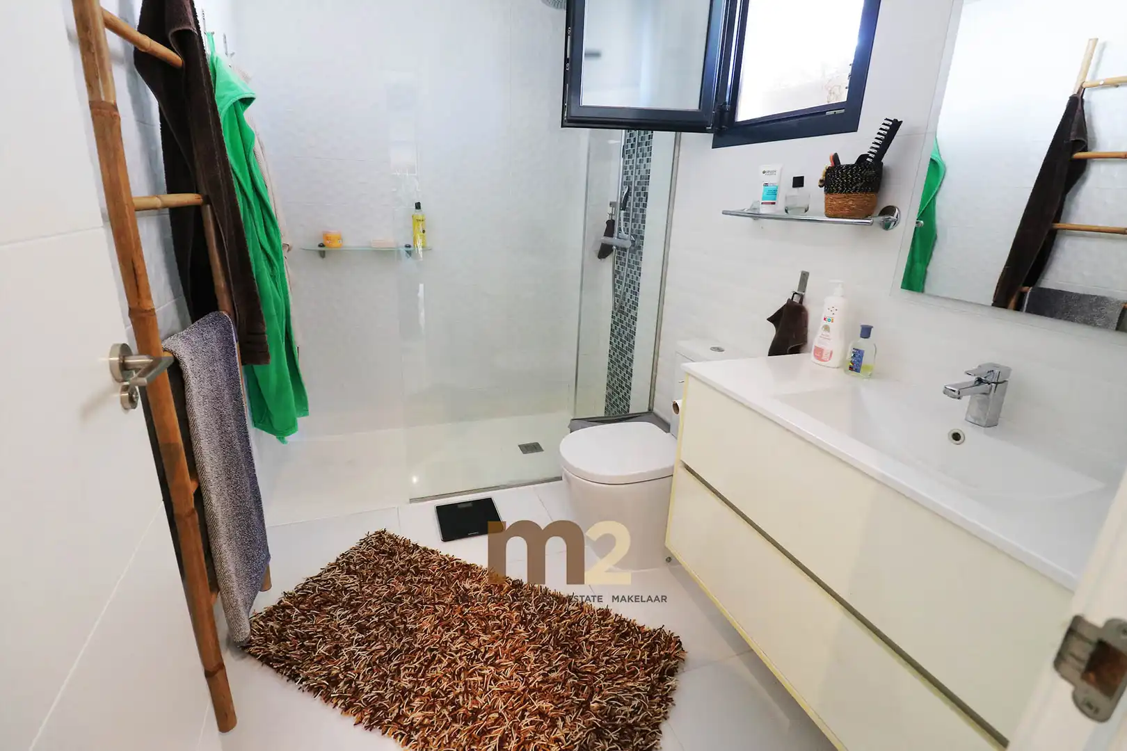 Bany de Casa o xalet en venda en Rojales amb Aire condicionat, Jardí privat i Terrassa