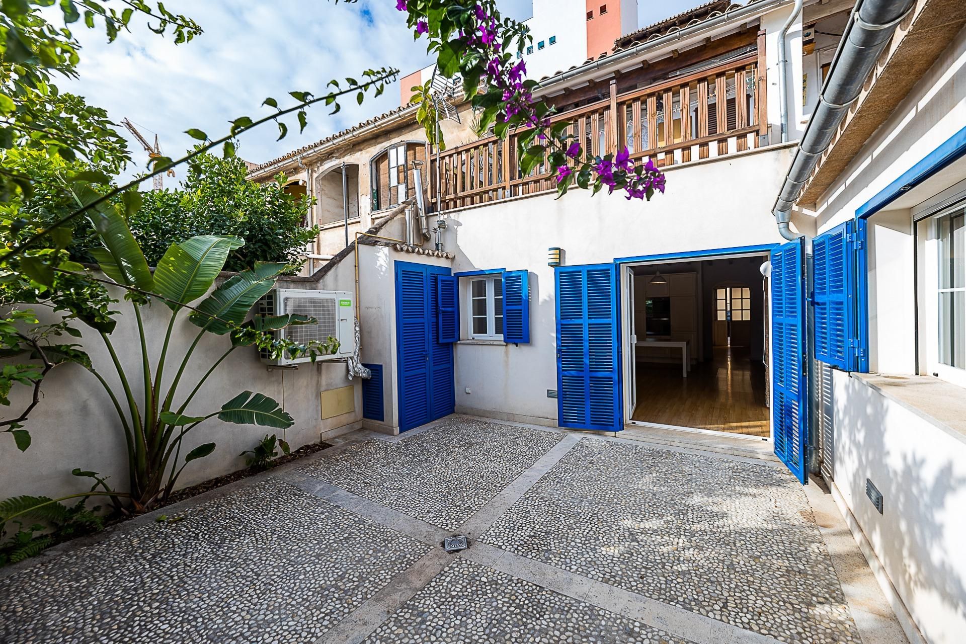 Vista exterior de Planta baja en venta en  Palma de Mallorca con Aire acondicionado, Calefacción y Parquet