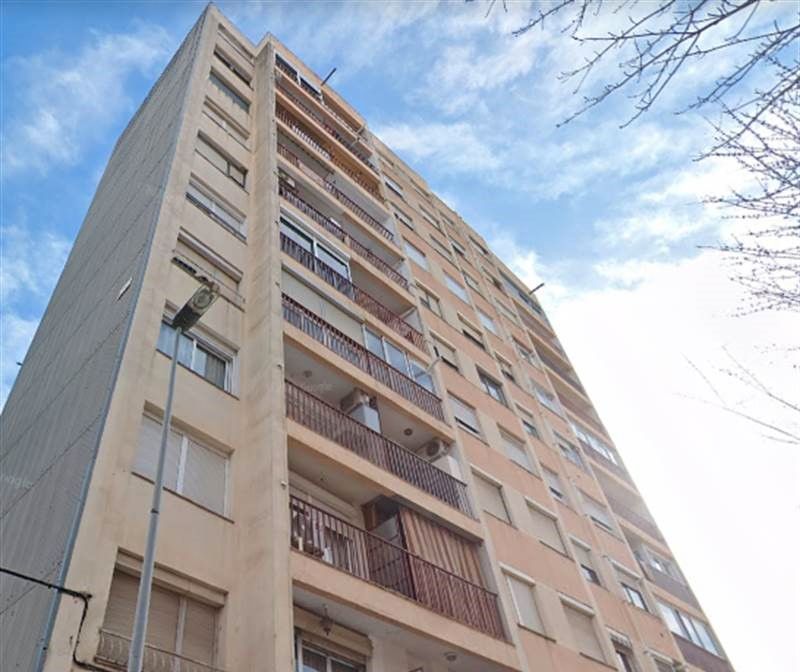 Vista exterior de Pis en venda en Barberà del Vallès