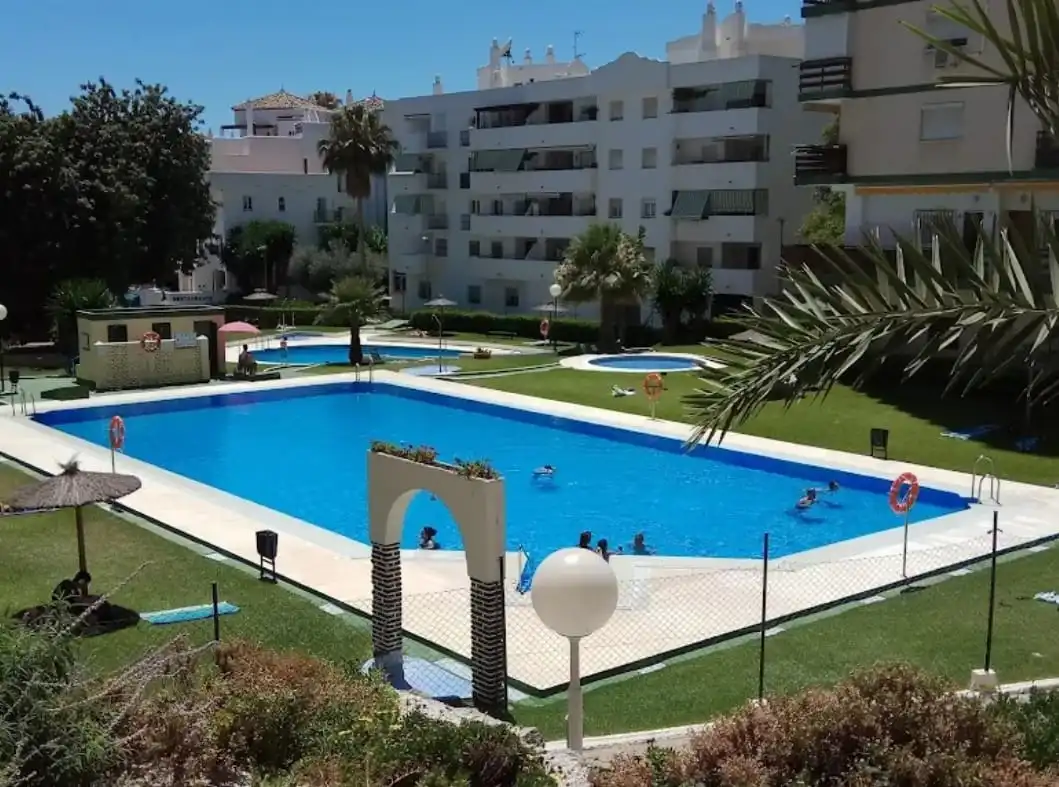 Wohnung mit Pool zur Miete in Calle las Naciones 3, imagen 2