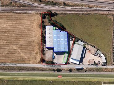 Nave industrial en venta en Calle Huertos de Alcolea 1