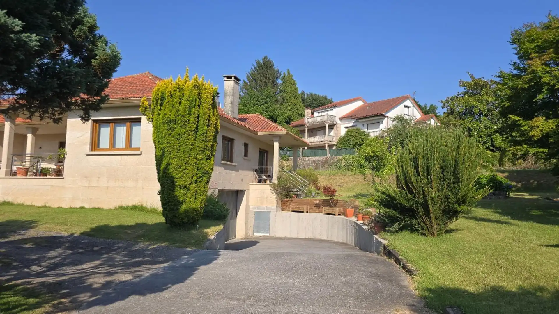 Vista exterior de Casa o chalet en venta en Pontevedra Capital  con Jardín privado