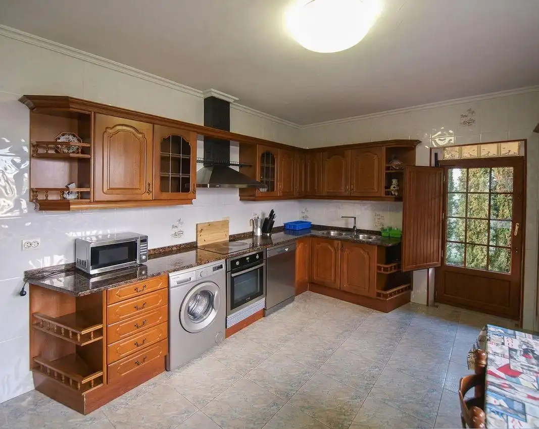 Cocina de Casa o chalet en venta en Trespaderne con Calefacción, Jardín privado y Terraza