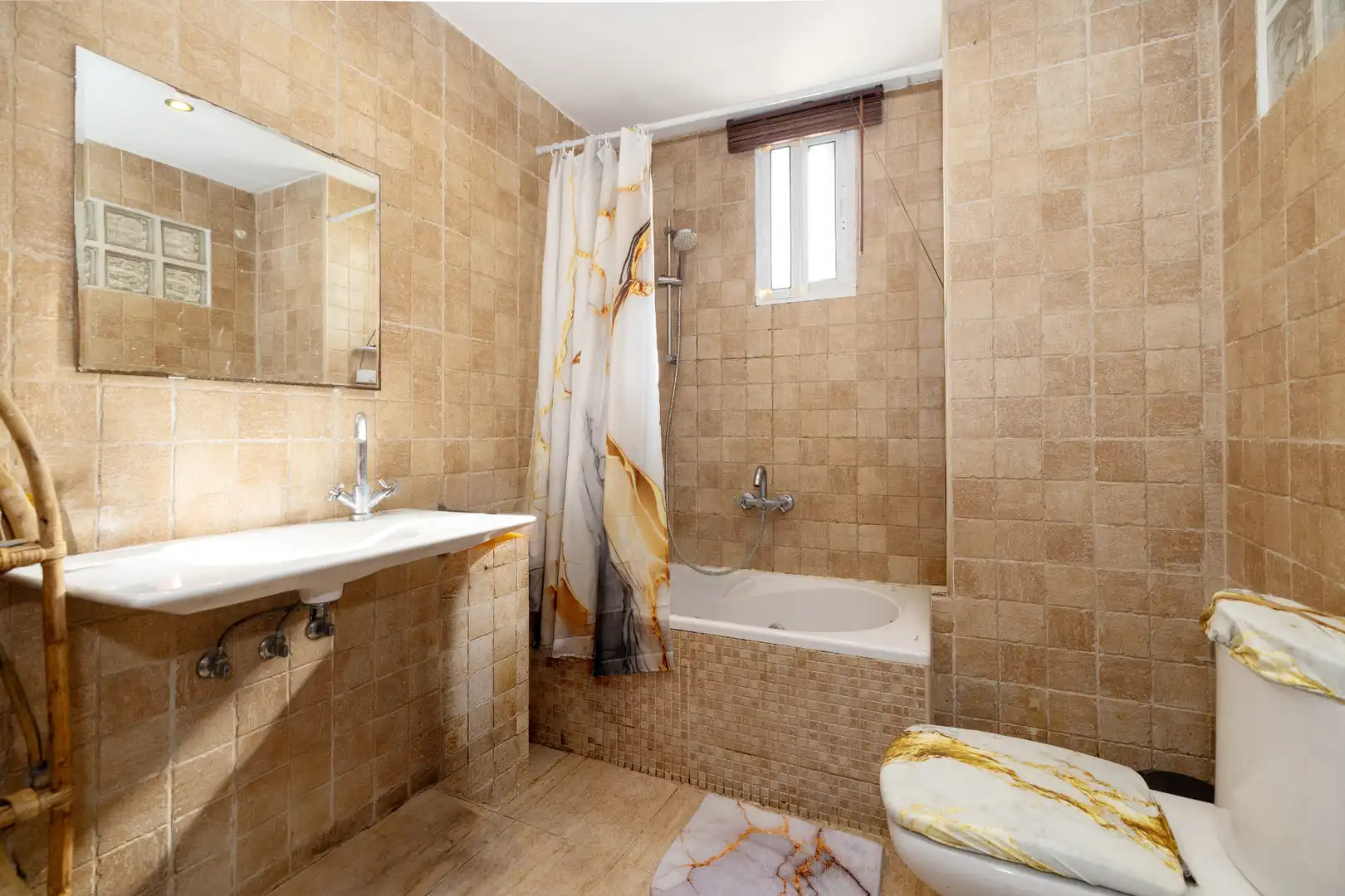 Baño de Piso en venta en Málaga con Aire acondicionado