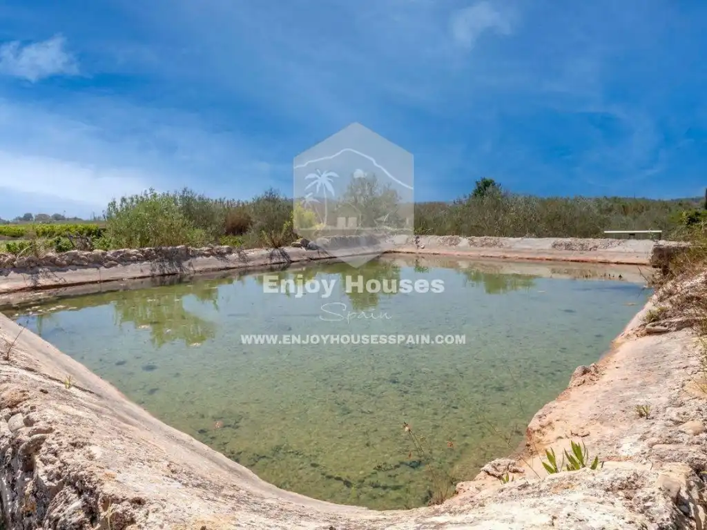Houses for sale in Montgó - Ermita