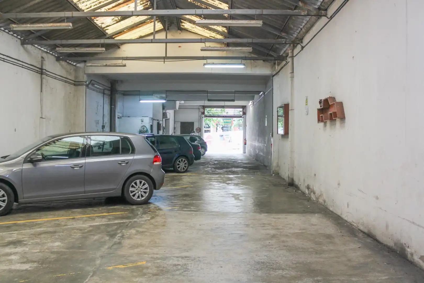 Business premises for sale in Avenida Avenida de los Mallos, imagen 4