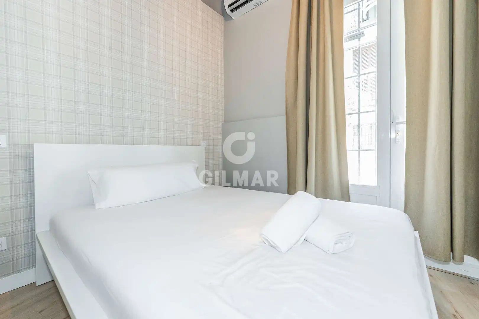 Habitación de Piso en venta en Madrid con Calefacción