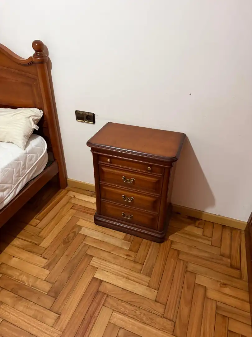 Habitación de Piso en venta en Vigo  con Trastero y Balcón