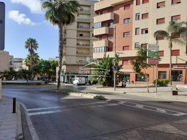 Local comercial en alquiler en Motril  ciudad