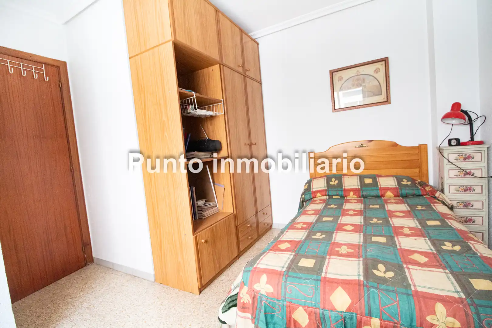 Dormitori de Pis en venda en Valladolid amb Calefacció, Parquet i Terrassa