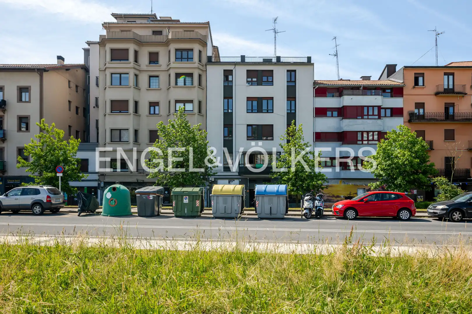 Vista exterior de Piso en venta en Donostia - San Sebastián  con Calefacción y Balcón