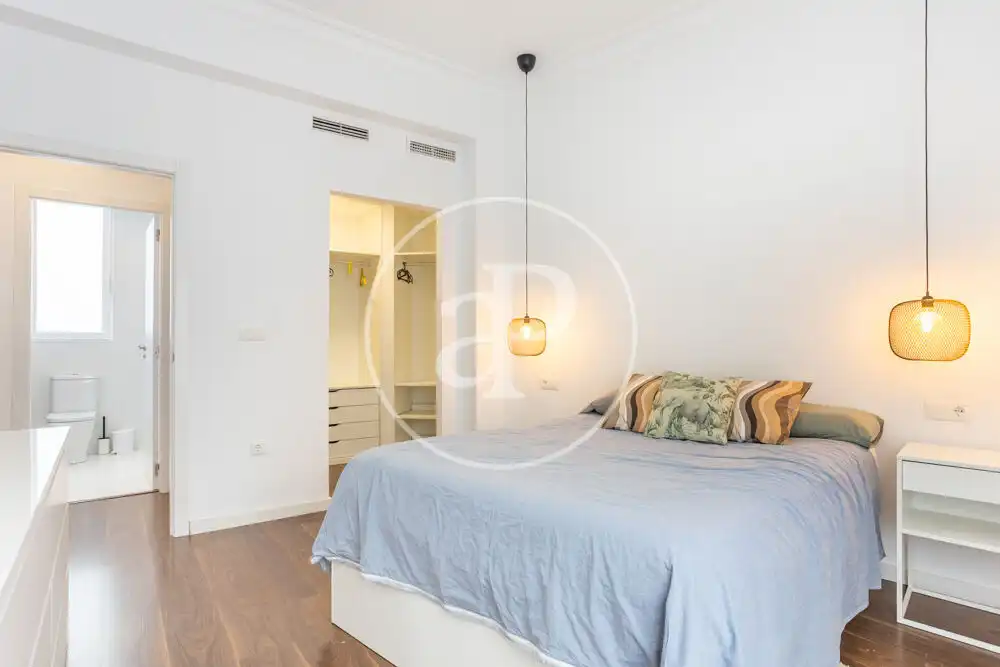 Habitación de Piso de alquiler en Valencia con Aire acondicionado, Calefacción y Amueblado
