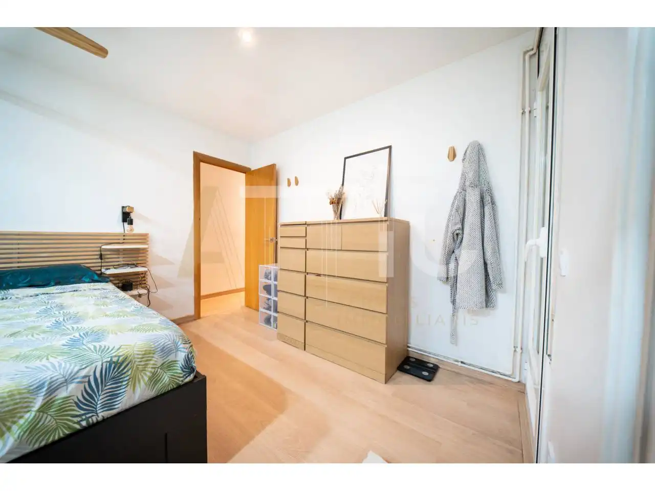 Habitación de Piso en venta en Sabadell con Aire acondicionado, Calefacción y Parquet