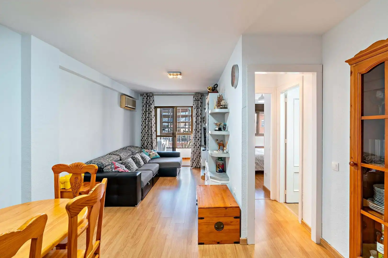 Wohnzimmer von Wohnung zum Verkauf in El Ejido mit Klimaanlage, Parkett und Terrasse