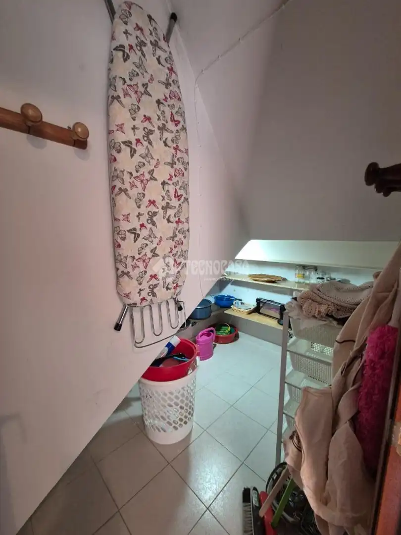 Einfamilien-Reihenhaus zum Verkauf in Jadraque mit Heizung