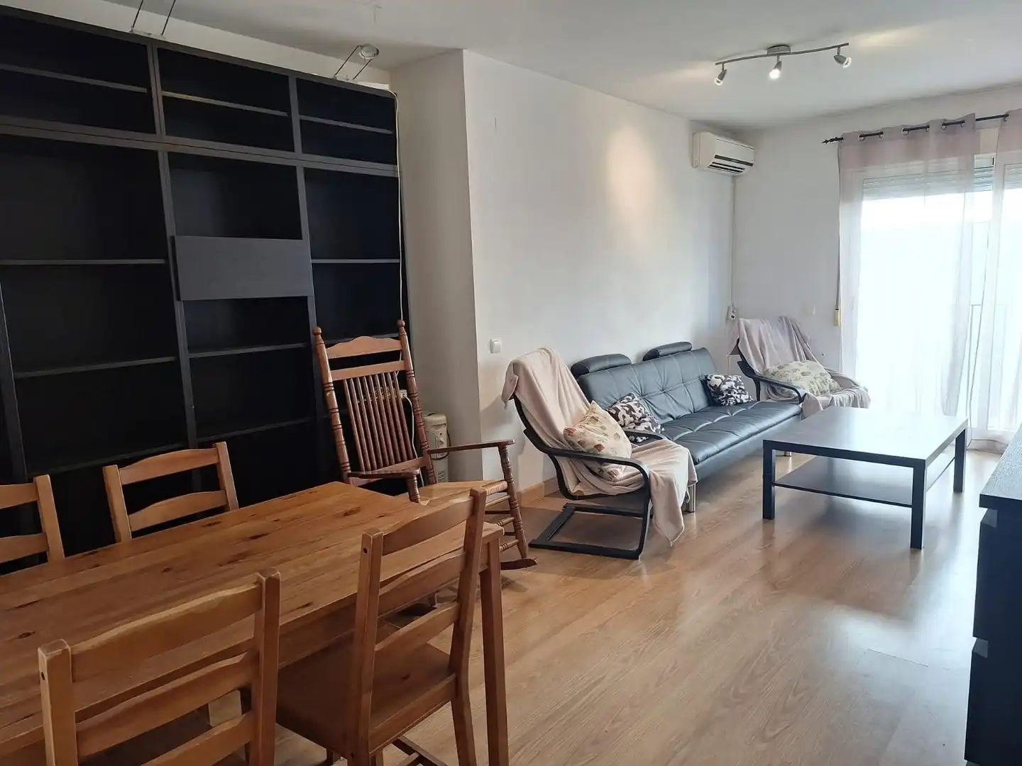 Sala de estar de Piso de alquiler en Murcia con Aire acondicionado y Amueblado